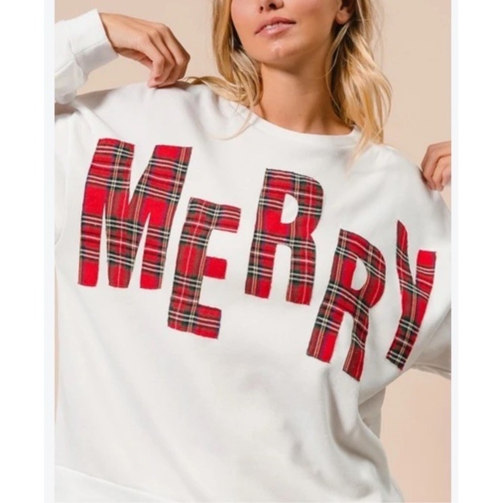 Christmas Woman's Oversized Sz Small MERRY sweatshirt Beige Plaid Letters New